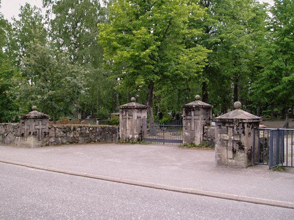 Puolimatkan hautausmaa